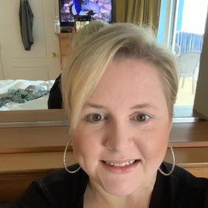 Meet your Posher, Lindsay